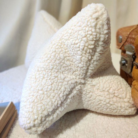 coussin os de lecture fausse fourrure sherpa moumoute