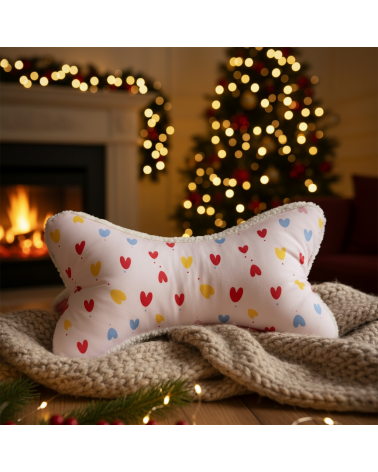 Coussin cale nuque motif coeurs