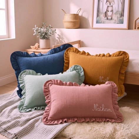 Coussin Prénom à volants