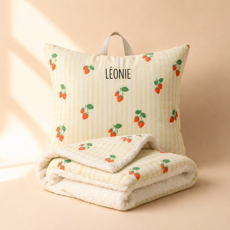 kit de sieste personnalisé fraises