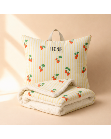kit de sieste personnalisé fraises
