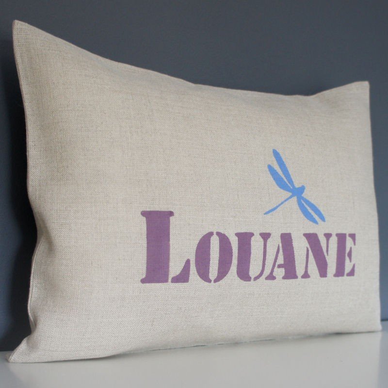 coussin personnalisé libellule naissance fille