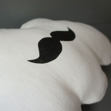 coussin-nuage-moustache