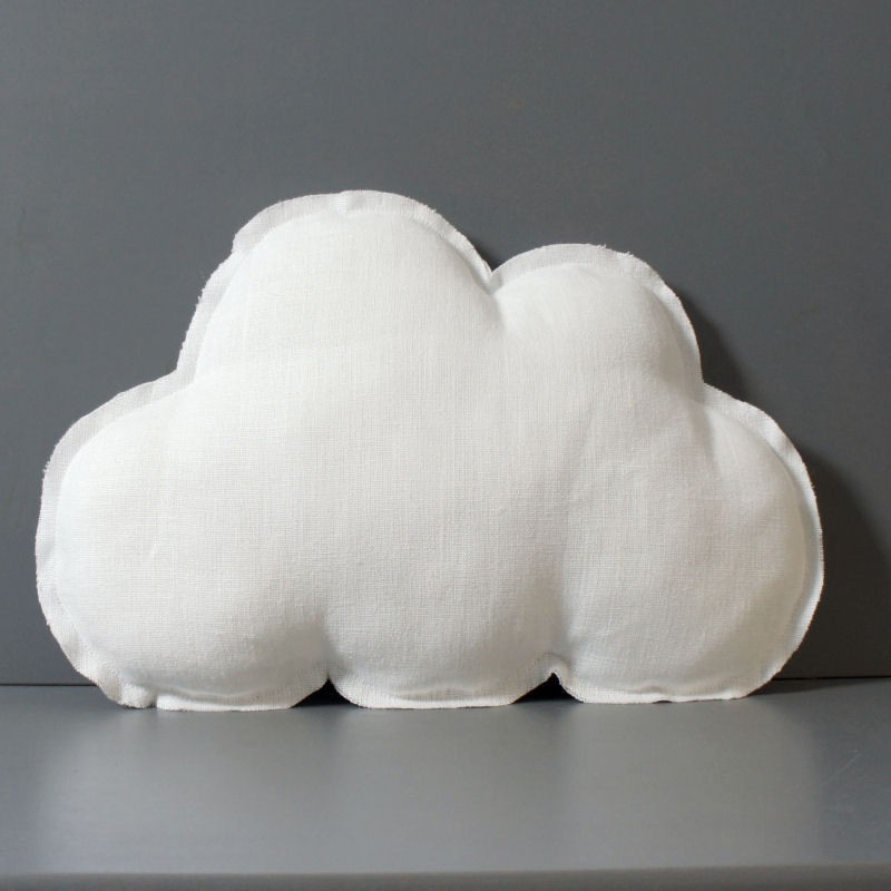 coussin nuage en lin pour chambre enfant