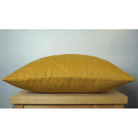 coussin-matelassé-diagonal