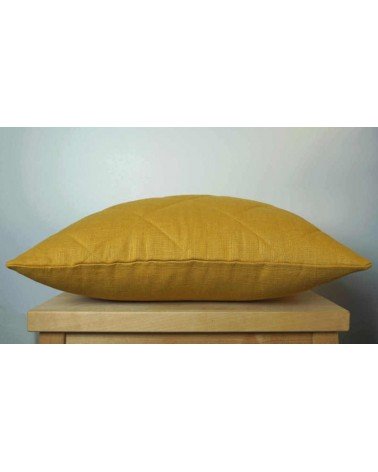 coussin-matelassé-diagonal