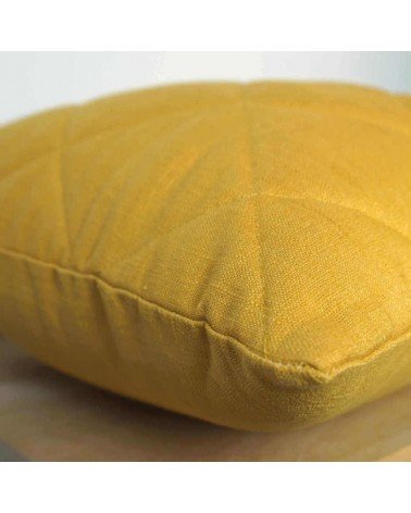 coussin-matelassé-diagonal