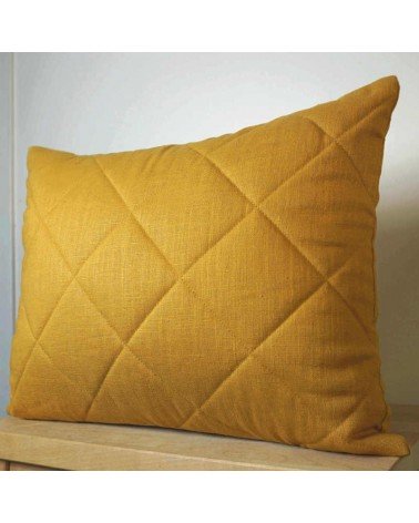 coussin-matelassé-diagonal