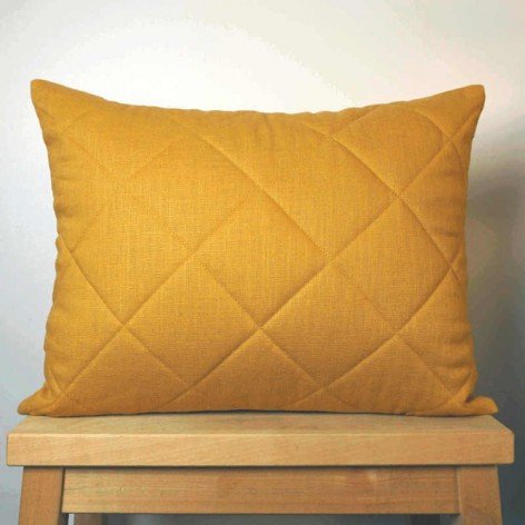 coussin-matelassé-diagonal