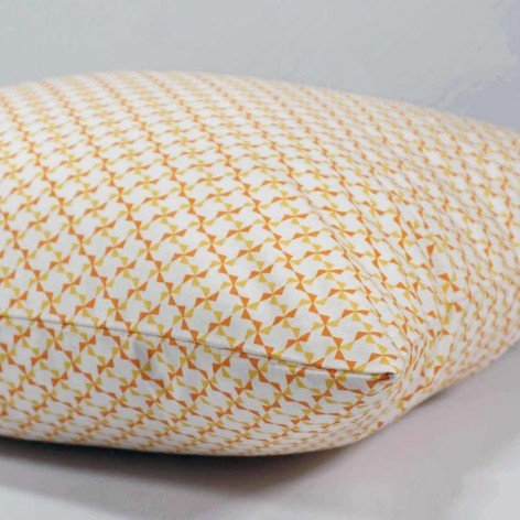 coussin décoratif motif géométrique moulins