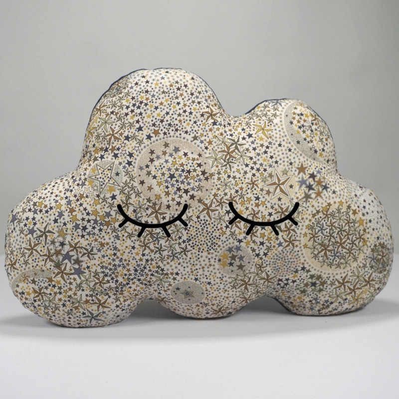 coussin nuage aux yeux fermés en liberty
