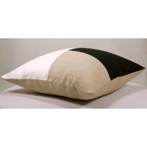 coussin noir et blanc design graphique