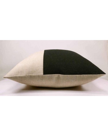 coussin noir et blanc design graphique