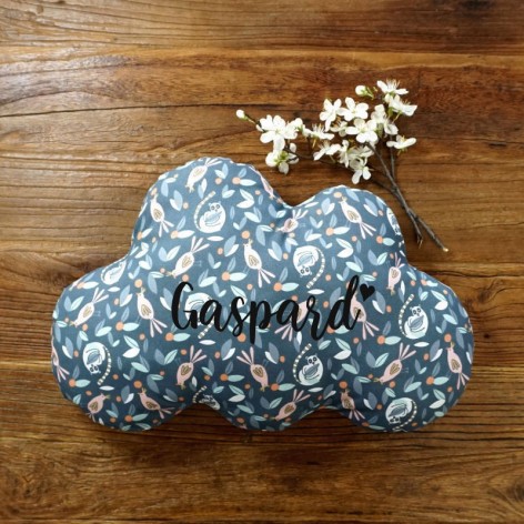 Coussin nuage prénom personnalisé motif oiseaux