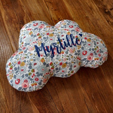 Coussin nuage Liberty Betsy personnalisé