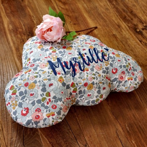 Coussin nuage Liberty Betsy personnalisé