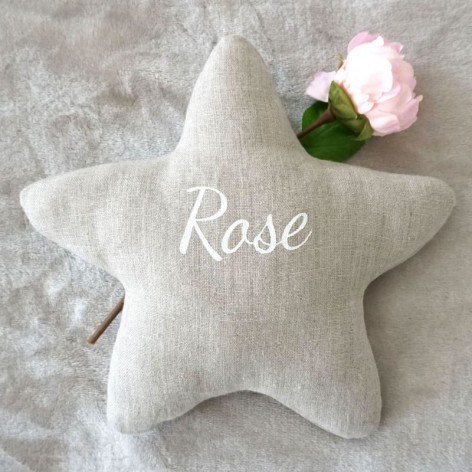 Coussin étoile personnalisé en lin naturel