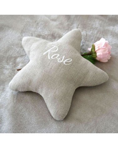 Coussin étoile personnalisé en lin naturel