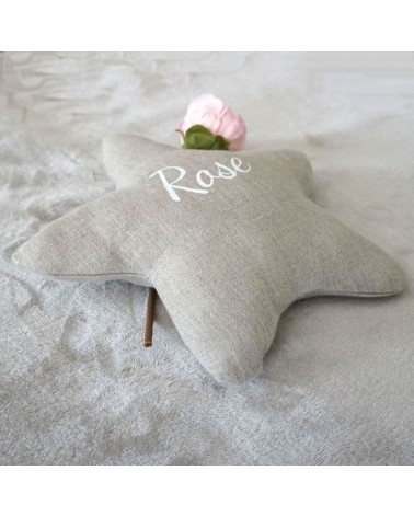 Coussin étoile personnalisé en lin naturel