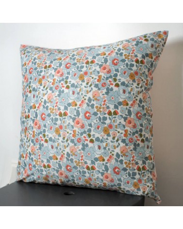 coussin liberty betsy lin rose 40x40
