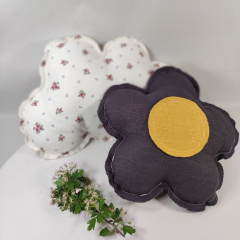 Coussin fleur pour lit cabane bébé enfant