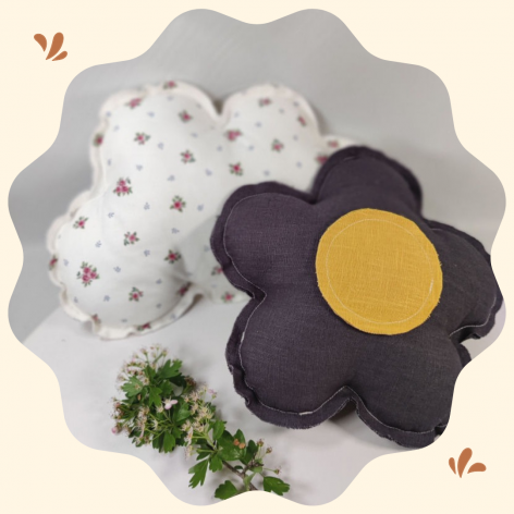 Coussin fleur pour lit cabane bébé enfant