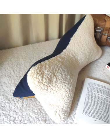 Coussin os de lecture coton fleuri, fausse fourrure et lin bleu