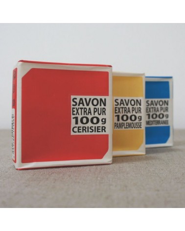 LOT 3 SAVONS N°2