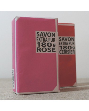 LOT 2 SAVONS N°1